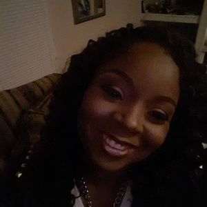 Meet your Posher, Shakeya